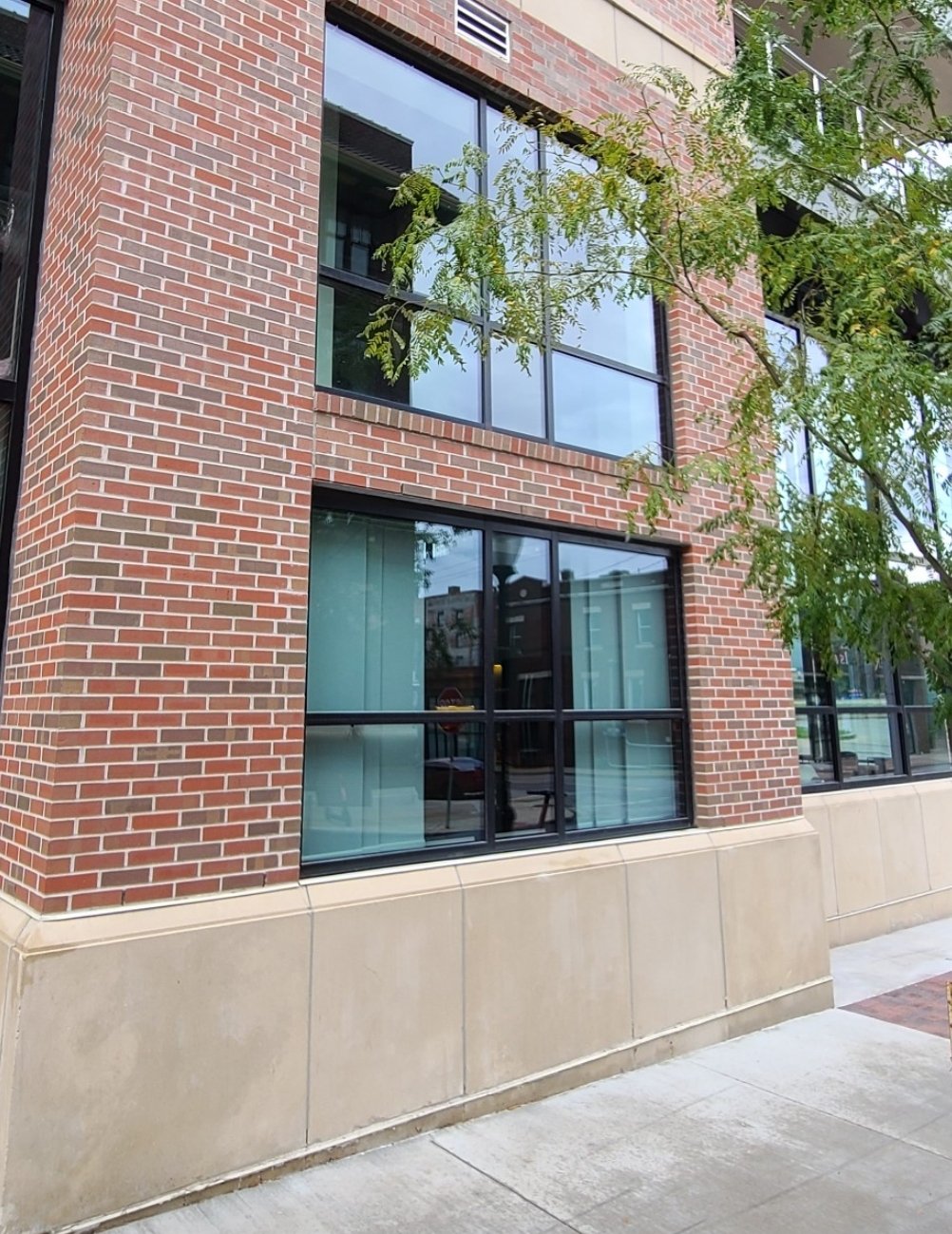 Commercial brick building window cleaning result